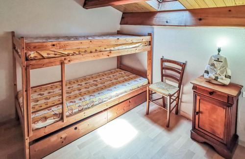 Les Grands-Chezeaux House | Rustic cottage in a quiet location, close to the sandy beach.