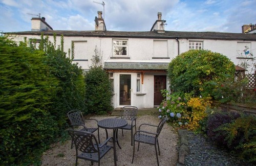 Bowness-on-Windermere Cottage | Rustic Cottage