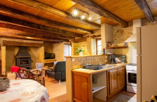 Marcillac-Saint-Quentin Cottage | Rustic stone house with garden and fireplace near Sarlat