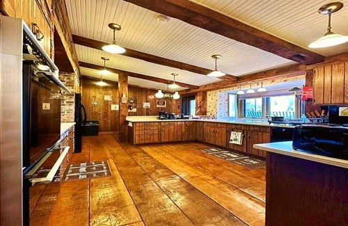 Michigan City House | Rustic Getaway by Lake Michigan!