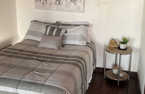 Valle de Guadalupe Cabin | Rustic Getaway with panoramic views of Guadalupe Valley wine country.