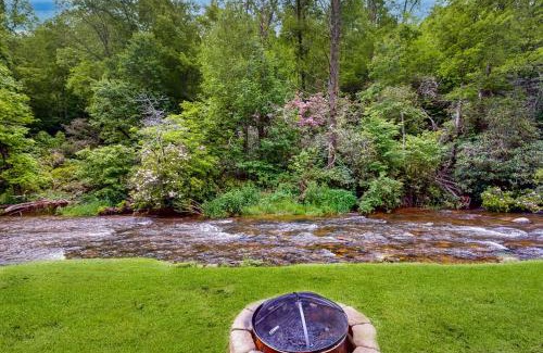 Kyle House | Rustic Getaway