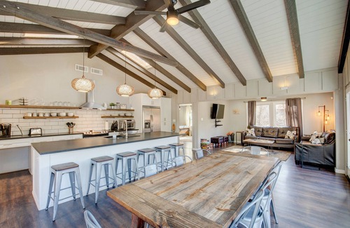 Pottsboro Cabin | Rustic Hideaway