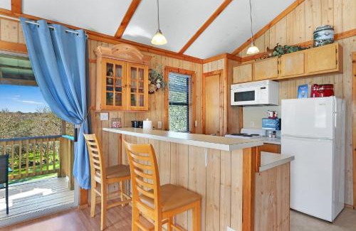San Marcos House | Rustic Hill Country Cottage