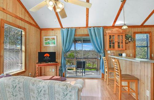 San Marcos House | Rustic Hill Country Cottage
