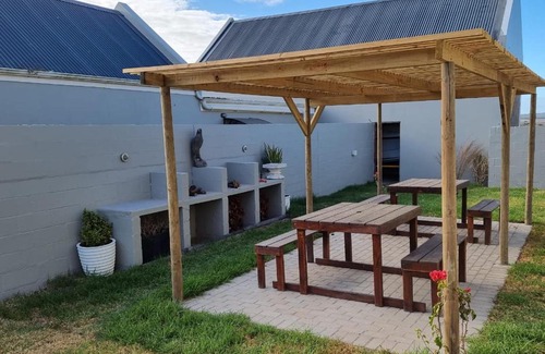 Olifantskop Apartment | Rustic Hill