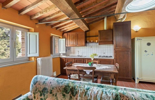 Santa Reparata House | Rustic Holiday Home in Citta di Castello With Swimming Pool