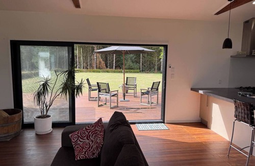 Oruanui House | rustic house in the wild. PRIVACY +