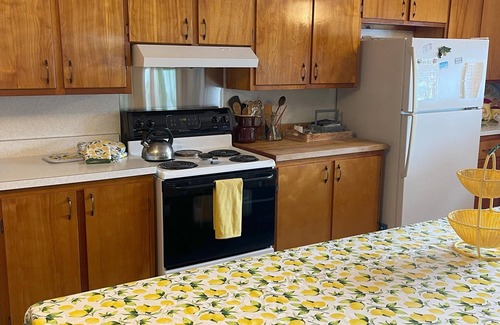 Hammondsport Cottage | Rustic Keuka Lake Getaway with Fantastic View