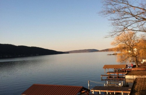 Hammondsport Cottage | Rustic Keuka Lake Getaway with Fantastic View