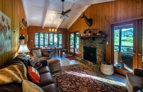 Franklin Cabin | Rustic Log Home - Meadow and Brook