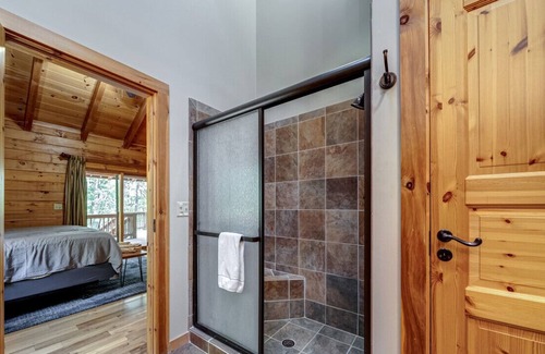 Great Cacapon Cabin | Rustic Mountain Escape w/ Hot Tub