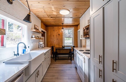 McCall Cabin | Rustic Mountain Retreat, Pet Friendly