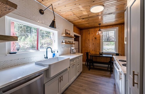 McCall Cabin | Rustic Mountain Retreat, Pet Friendly