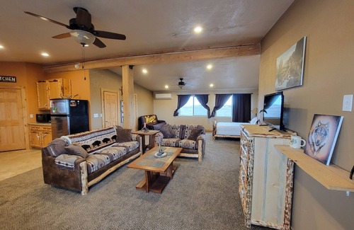 Riverton Apartment | Rustic, Peaceful Knotty Pine Log Studio Loft with amazing views!