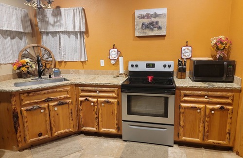 Riverton Apartment | Rustic, Peaceful Knotty Pine Log Studio Loft with amazing views!