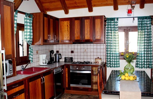 Kefalonia Cottage | Rustic Retreat