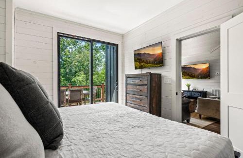 Sevierville House | Rustic Ripples Chalet