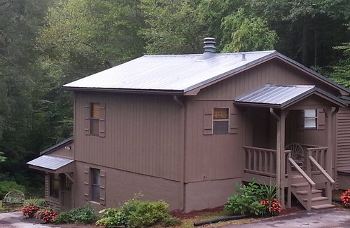 Sunset Cabin | Rustic River Cabin On River