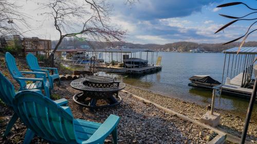 Rocky Mount House | Rustic Road Lakefront Retreat