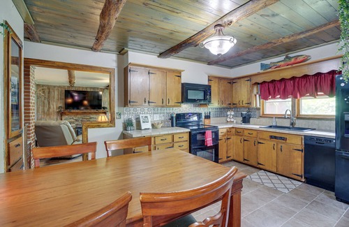 Sturgis Cabin | Rustic Sturgis Cabin Rental in Black Hills Forest!
