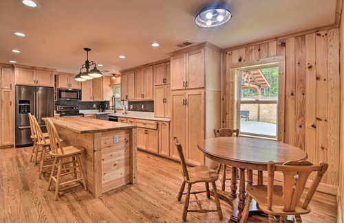 Sunset House | Rustic Sunset Escape on 67 Acres: Outdoor Kitchen