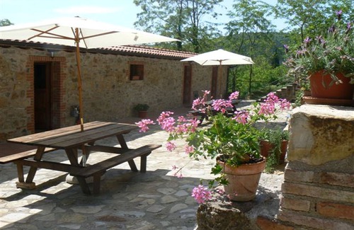 Massa Marittima Apartment | Rustic Tuscan style apartment