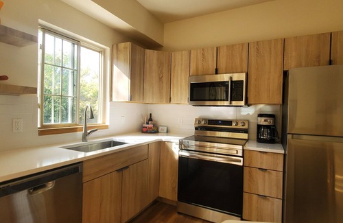 The Galena Territory Ski Chalet | Rustic with a modern twist 3 bdr/3.5 bath chalet