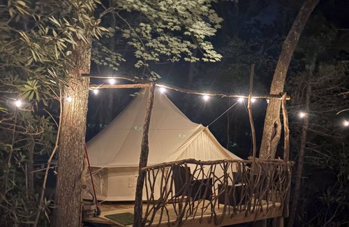 Newland RV Rental | Rustic Yurt Retreat on Teague Mtn. Farm.