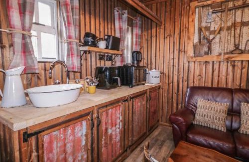 Limavady House | Rusty Barn