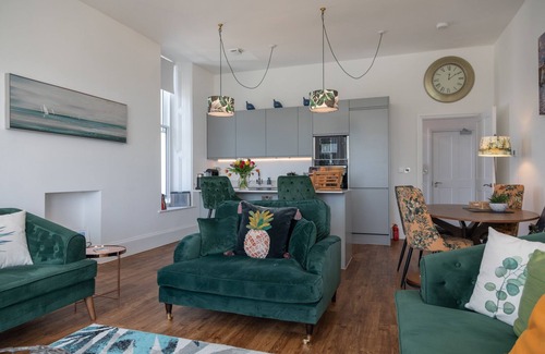 Torquay Cottage | Rutland Heights