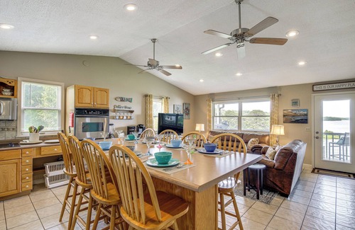 Rutledge House | Rutledge Hilltop Home on Cherokee Lake w/Decks!