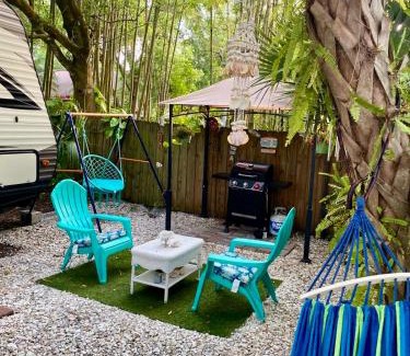 Largo Apartment | RV Camper Paradise on the Wheels Near Clearwater Beaches