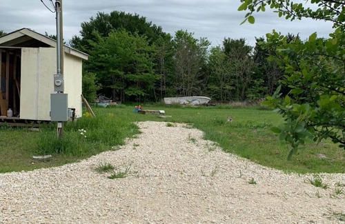 Navarro County Resort | Rv camping site with all hookups