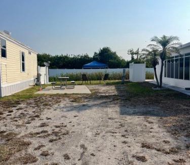 Port Charlotte Other | RV SITE FOR RENT BY GLAMPERS CAMP 30AMP FULL HOOKUP