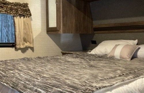 Boulder Creek House | RV Sites - Masoods Lodge