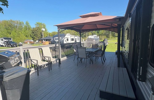 Sherkston House | RV Trailer at Sherkston Shores Resort