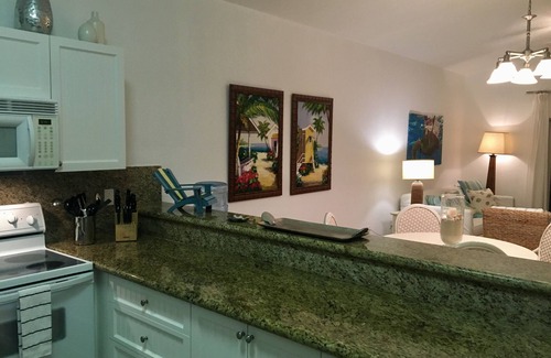 Alice Town Condo | RW Bimini Oceanfront View 2-Bed/2-Bath
