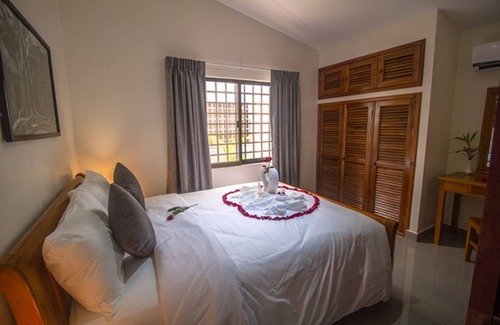 Siem Reap Hotel | Ry's Lotus Resort d'Angkor