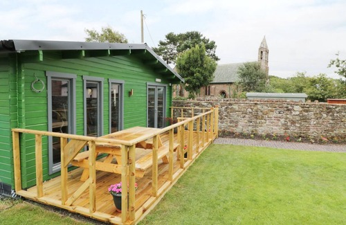 Wigton Cottage | RYAN'S REST, pet friendly, with open fire in Bowness-On-Solway