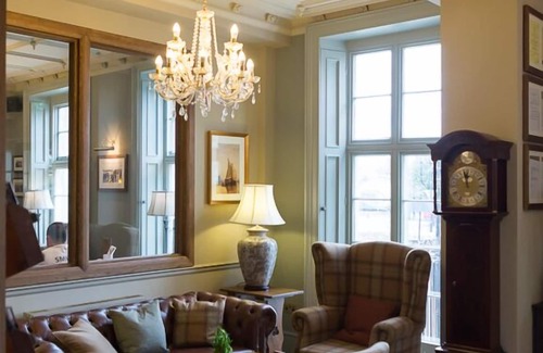 Ryde Hotel | Ryde Castle Hotel by Greene King Inns