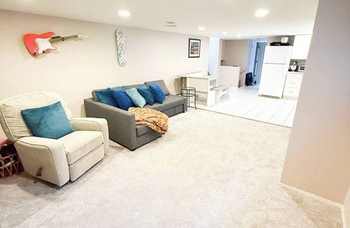 North Bellmore House | Ryder Cup Accommodation <8 miles Bethpage Black. heated salt water pool