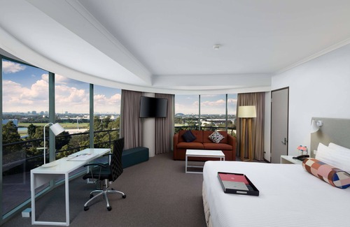 Rosehill Hotel | Rydges Parramatta