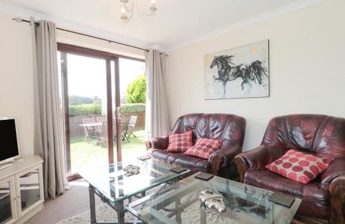 Shaftesbury House | Ryecross Farm Cottage