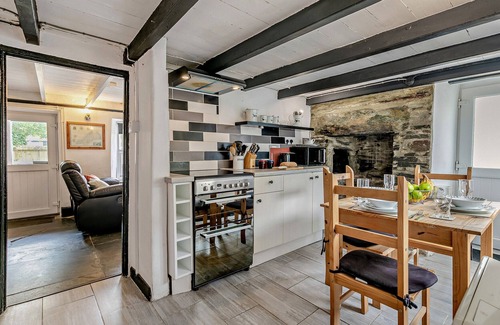 Delabole House | Ryefields - Two Bedroom House, Sleeps 4