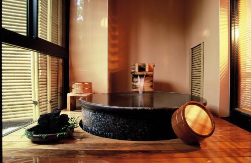 Nomi Hotel | Ryotei Manyou