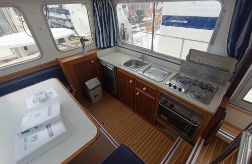 Pontailler-sur-Saone Boat Rental | Séjour atypique sur une Pénichette vintage avec terrasse - Pontailler-sur-Saône - API-1-46-20