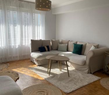 Cachan Apartment | Séjourner dans un grand appartement 1 minute des transports et à seulement 8 minutes de Paris !
