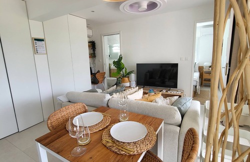Baie des Citrons Apartment | Sérénité et Confort Avec vue sur L'anse Vata