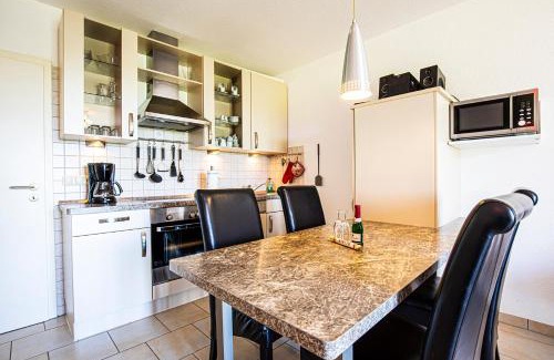Werdum Apartment | Südblick 2Whg 6